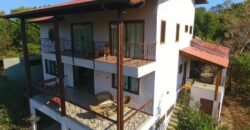 Maravilhosa Casa no Bairro Estância Paraíso – Alto Paraíso de Goiás – Chapada dos Veadeiros Maravilhosa Casa no Bairro Estância Paraíso – Alto Paraíso de Goiás – Chapada dos Veadeiros