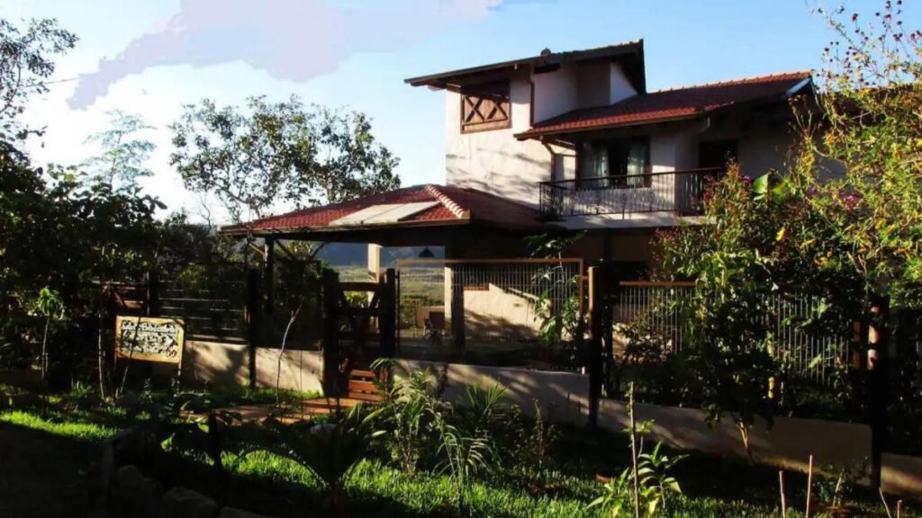 Maravilhosa Casa no Bairro Estância Paraíso – Alto Paraíso de Goiás – Chapada dos Veadeiros