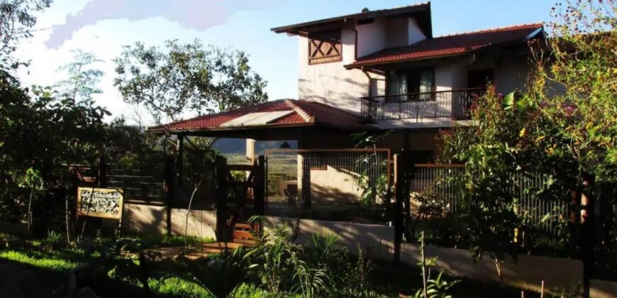 Maravilhosa Casa no Bairro Estância Paraíso – Alto Paraíso de Goiás – Chapada dos Veadeiros
