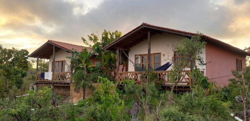 3 Casas – Maravilhosa Vista para Morro da Baleia – Margem Rio das Cobras – Alto Paraíso de Goiás – Chapada dos Veadeiros