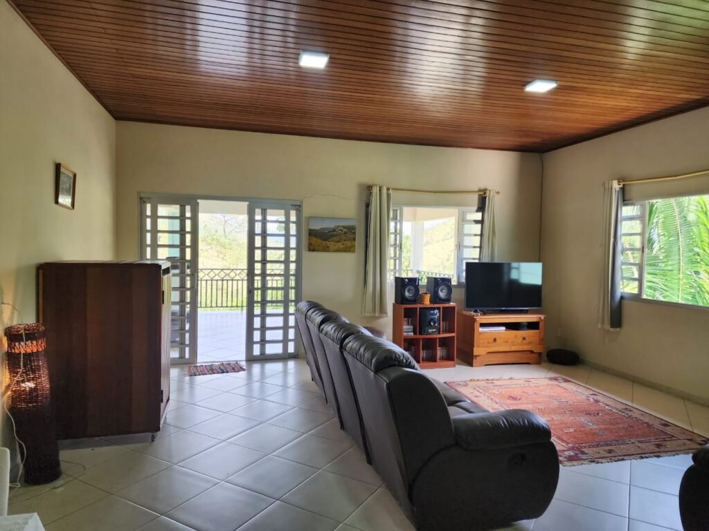 Propriedade Urbana 42.4 ha – Margem Cachoeira da Usina – Alto Paraíso – Chapada dos Veadeiros