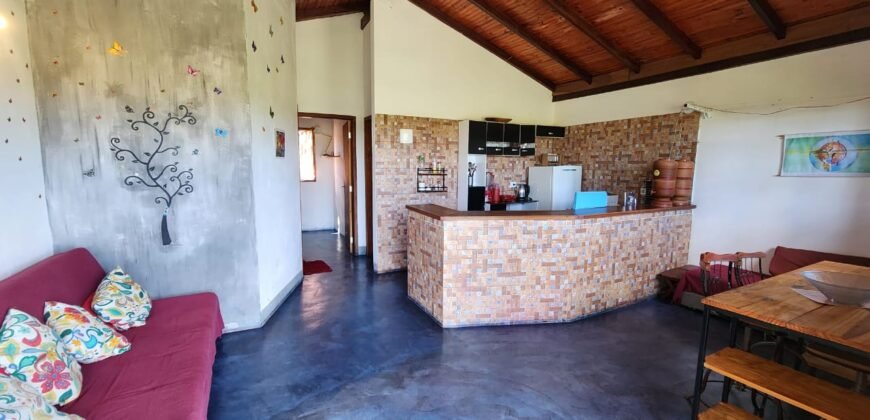 3 Casas – Maravilhosa Vista para Morro da Baleia – Margem Rio das Cobras – Alto Paraíso de Goiás – Chapada dos Veadeiros