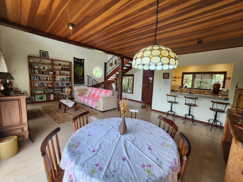 Maravilhosa Casa no Bairro Estância Paraíso – Alto Paraíso de Goiás – Chapada dos Veadeiros