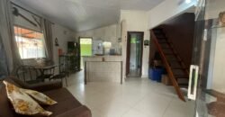 Casa com Três Pisos + Casa Menos + Depósito –  Vila Bandeira – Alto Paraíso de Goiás – Escriturada