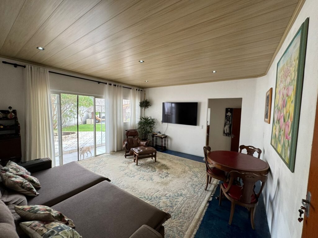Vende-se Linda Casa – Estância Paraíso – Alto Paraíso de Goiás