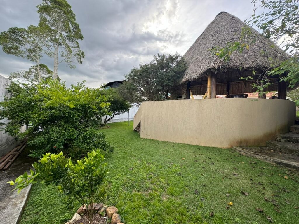 Vende-se Linda Casa – Estância Paraíso – Alto Paraíso de Goiás