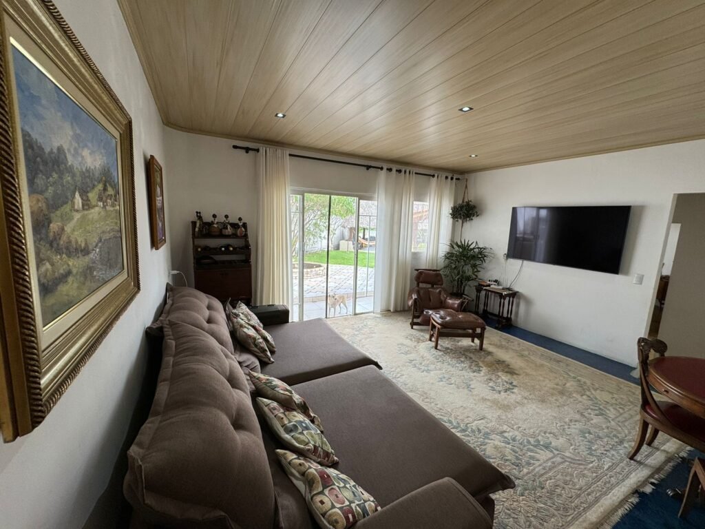 Vende-se Linda Casa – Estância Paraíso – Alto Paraíso de Goiás