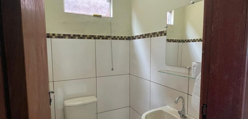 Casa com Três Pisos + Casa Menos + Depósito –  Vila Bandeira – Alto Paraíso de Goiás – Escriturada