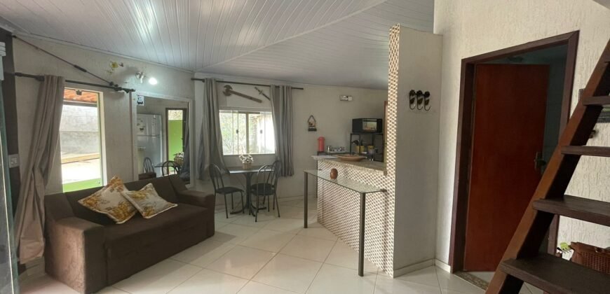 Casa com Três Pisos + Casa Menos + Depósito –  Vila Bandeira – Alto Paraíso de Goiás – Escriturada