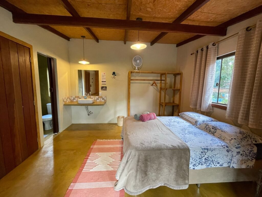 🏡 Propriedade para obter Renda e Moradia em Alto Paraíso – Centro – Chapada dos Veadeiros!