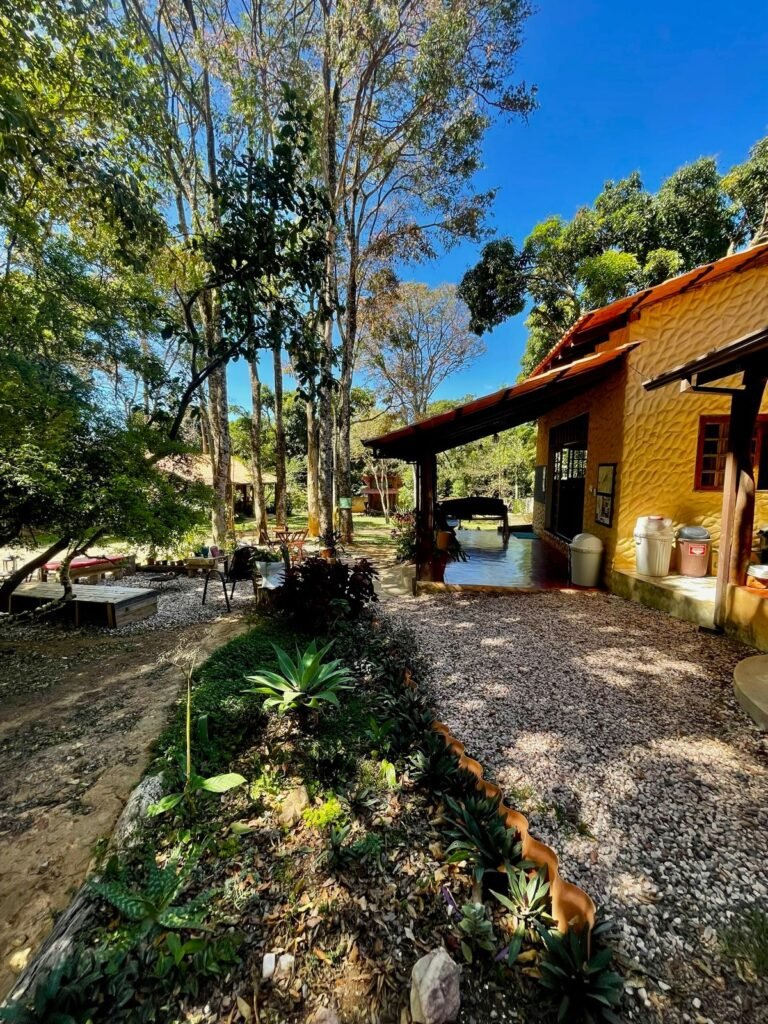 🏡 Propriedade para obter Renda e Moradia em Alto Paraíso – Centro – Chapada dos Veadeiros!