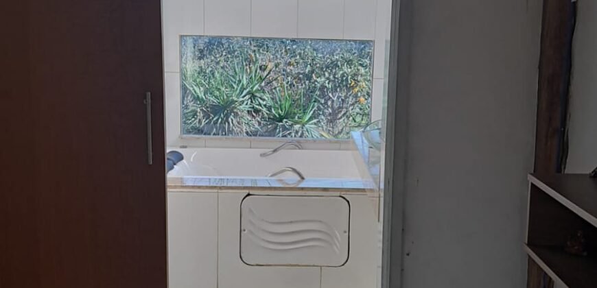 Chácara com Casa – 14 km de Alto Paraíso sentido São Jorge – Chapada dos Veadeiros