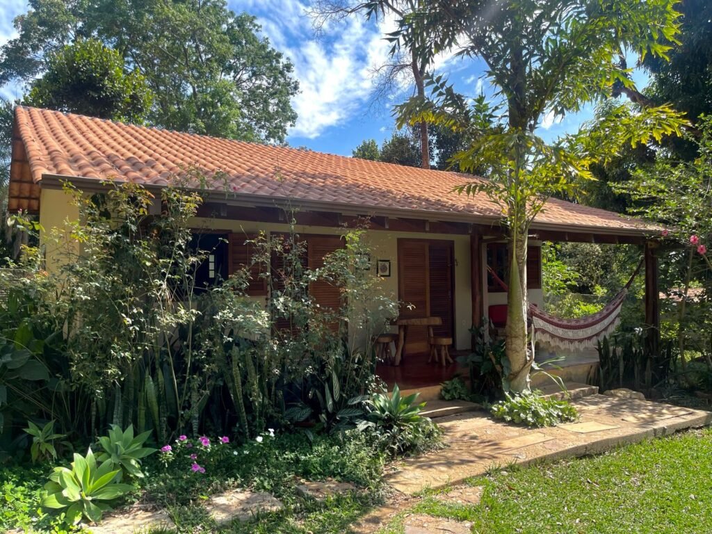 🏡 Propriedade para obter Renda e Moradia em Alto Paraíso – Centro – Chapada dos Veadeiros!