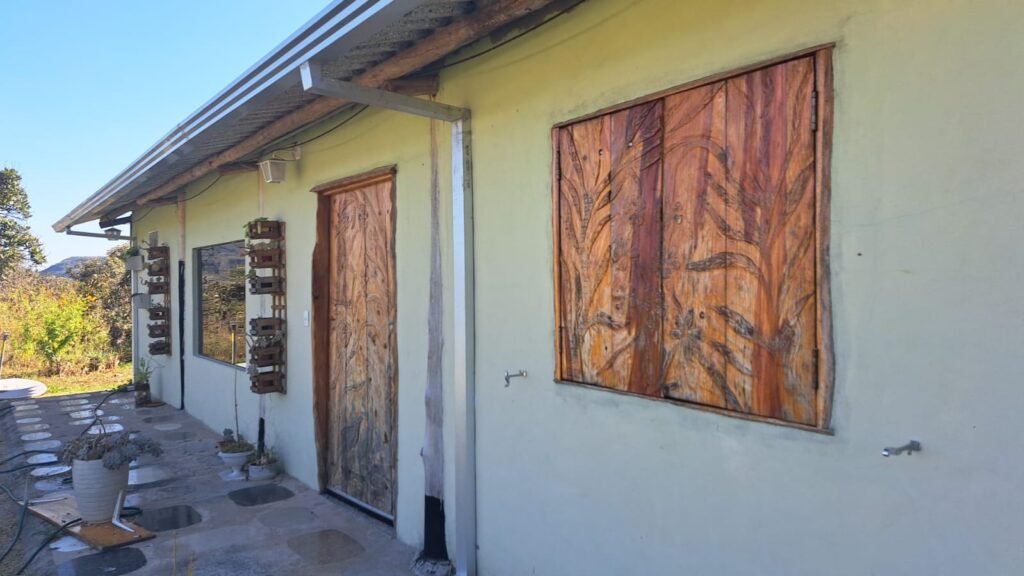 Chácara com Casa – 14 km de Alto Paraíso sentido São Jorge – Chapada dos Veadeiros
