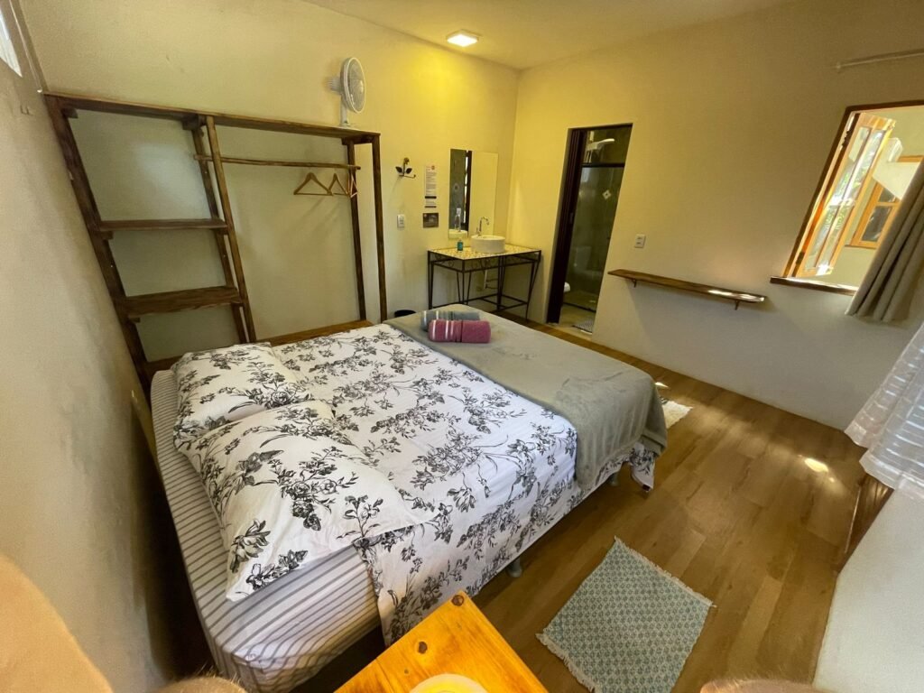 🏡 Propriedade para obter Renda e Moradia em Alto Paraíso – Centro – Chapada dos Veadeiros!