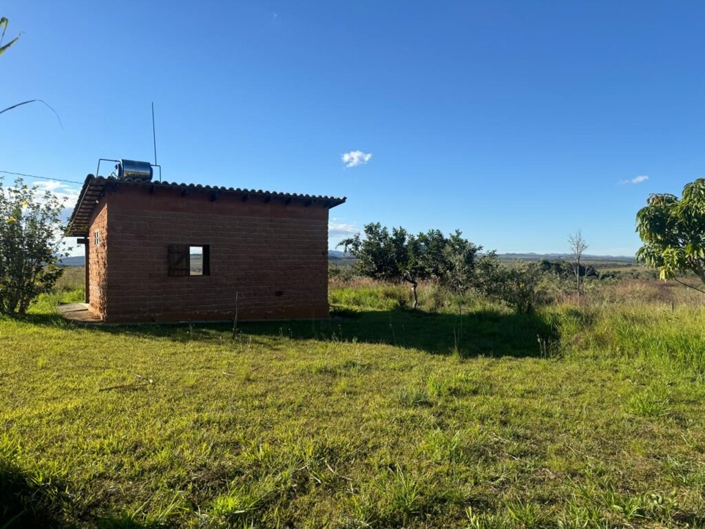 Chácara 8ha – Benfetirória na região do Vale Verde – Alto Paraíso – Chapada dos Veadeiros