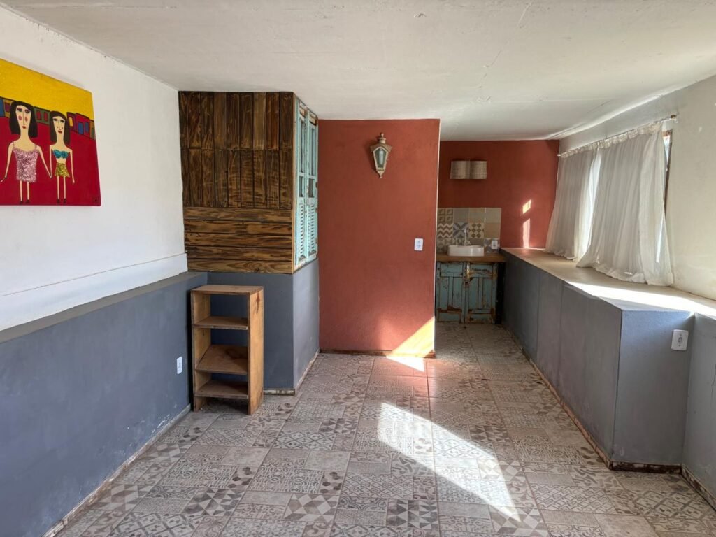 2 Casas – Lote 1.985 m2 – Urbano – 200m da Cachoeira da Usina – Alto Paraíso de Goiás