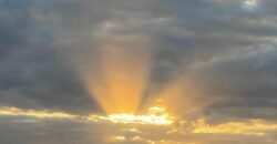 2 Casas – Lote 1.985 m2 – Urbano – 200m da Cachoeira da Usina – Alto Paraíso de Goiás