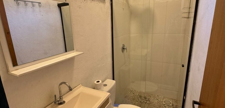 2 Casas – Lote 1.985 m2 – Urbano – 200m da Cachoeira da Usina – Alto Paraíso de Goiás