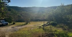 2 Casas – Lote 1.985 m2 – Urbano – 200m da Cachoeira da Usina – Alto Paraíso de Goiás