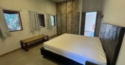 2 Casas – Lote 1.985 m2 – Urbano – 200m da Cachoeira da Usina – Alto Paraíso de Goiás