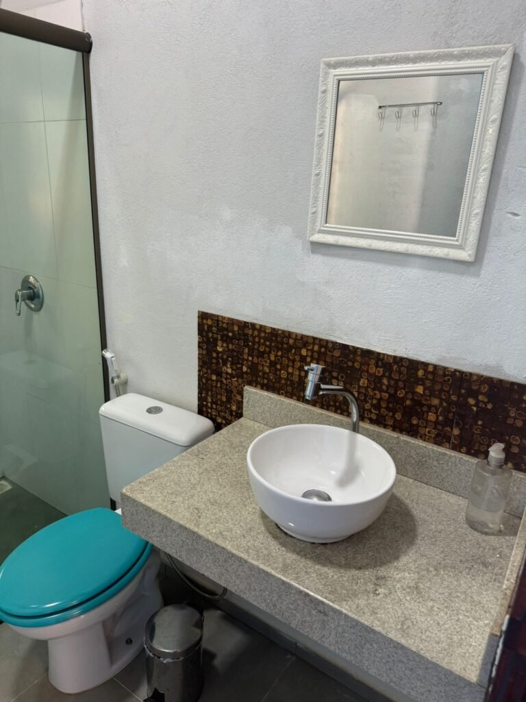 2 Casas – Lote 1.985 m2 – Urbano – 200m da Cachoeira da Usina – Alto Paraíso de Goiás