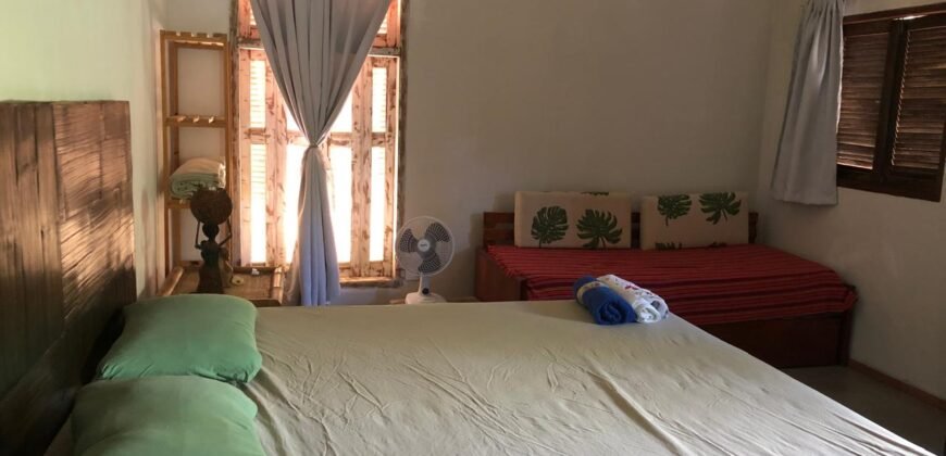 2 Casas – Lote 1.985 m2 – Urbano – 200m da Cachoeira da Usina – Alto Paraíso de Goiás