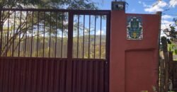 2 Casas – Lote 1.985 m2 – Urbano – 200m da Cachoeira da Usina – Alto Paraíso de Goiás