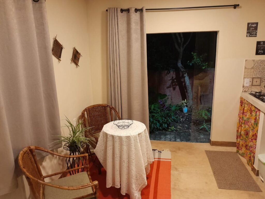 4 Kitinetes – Porteira Fechada – Estância Paraíso – Alto Paraíso de Goiás
