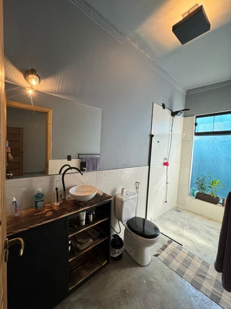 Excelente Oportunidade de Investimento! 3 Casas no Mesmo Lote – Ideal para Renda de Aluguel – Alto Paraíso de Goiás