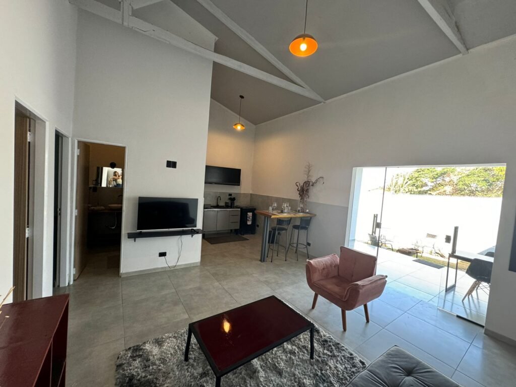 Excelente Oportunidade de Investimento! 3 Casas no Mesmo Lote – Ideal para Renda de Aluguel – Alto Paraíso de Goiás