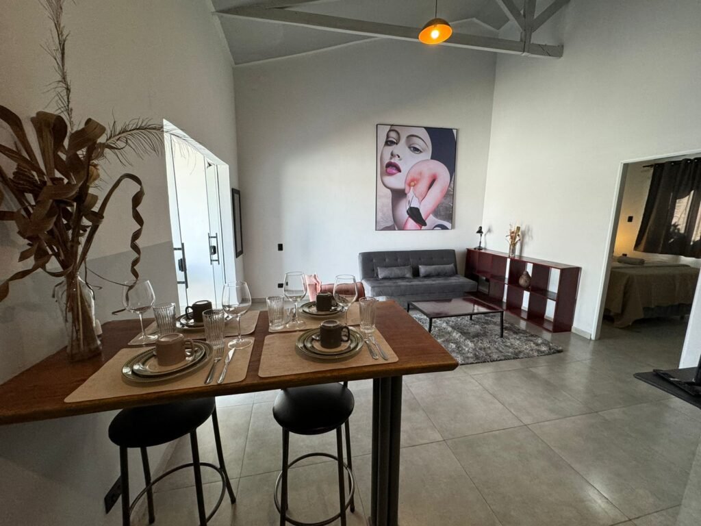 Excelente Oportunidade de Investimento! 3 Casas no Mesmo Lote – Ideal para Renda de Aluguel – Alto Paraíso de Goiás