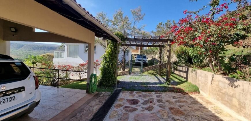 Linda Casa – Condominio Vale Azul – Alto Paraíso de Goiás