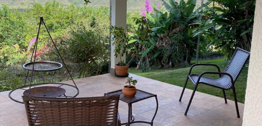 Linda Casa – Condominio Vale Azul – Alto Paraíso de Goiás