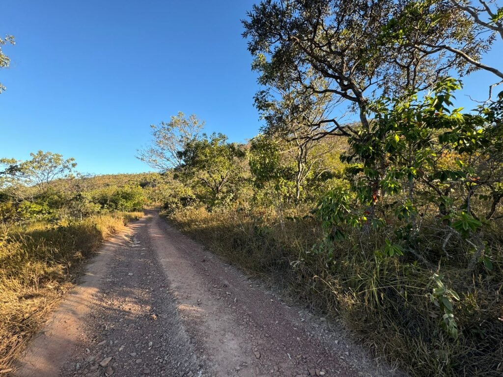 Chácara 4 ha – Riacho – 23 km de Alto Paraíso – Chapada dos Veadeiros