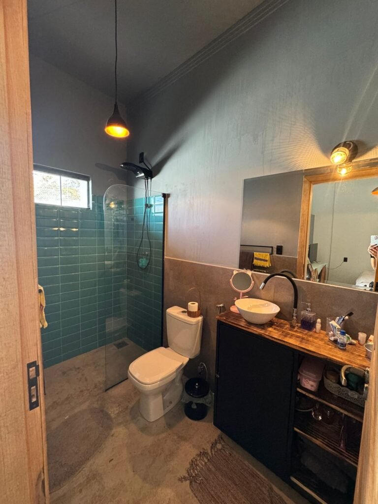 Excelente Oportunidade de Investimento! 3 Casas no Mesmo Lote – Ideal para Renda de Aluguel – Alto Paraíso de Goiás