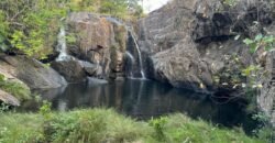 Propriedade 42.000 m2 – Casa – Cachoeira – Vista –  1 km do centro – Alto Paraíso de Goiás