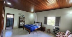 Propriedade 42.000 m2 – Casa – Cachoeira – Vista –  1 km do centro – Alto Paraíso de Goiás