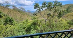 Propriedade 42.000 m2 – Casa – Cachoeira – Vista –  1 km do centro – Alto Paraíso de Goiás