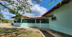 Propriedade 42.000 m2 – Casa – Cachoeira – Vista –  1 km do centro – Alto Paraíso de Goiás
