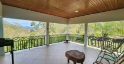 Propriedade 42.000 m2 – Casa – Cachoeira – Vista –  1 km do centro – Alto Paraíso de Goiás