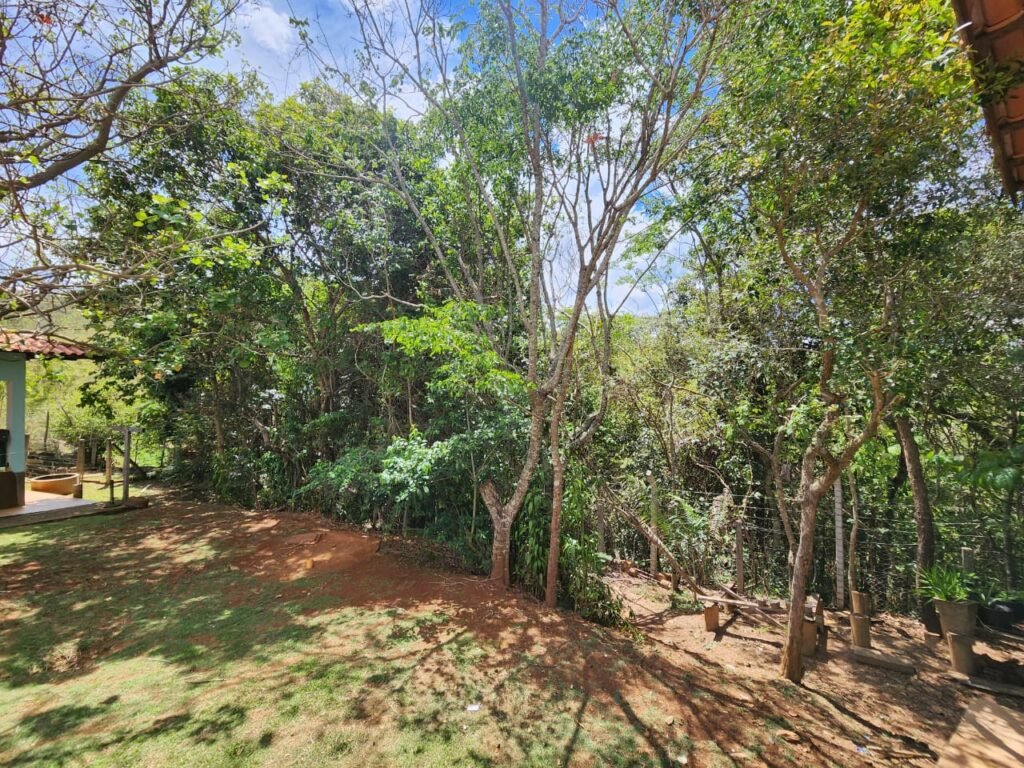 Propriedade 42.000 m2 – Casa – Cachoeira – Vista –  1 km do centro – Alto Paraíso de Goiás
