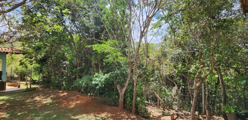 Propriedade 42.000 m2 – Casa – Cachoeira – Vista –  1 km do centro – Alto Paraíso de Goiás