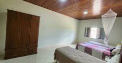 Propriedade 42.000 m2 – Casa – Cachoeira – Vista –  1 km do centro – Alto Paraíso de Goiás