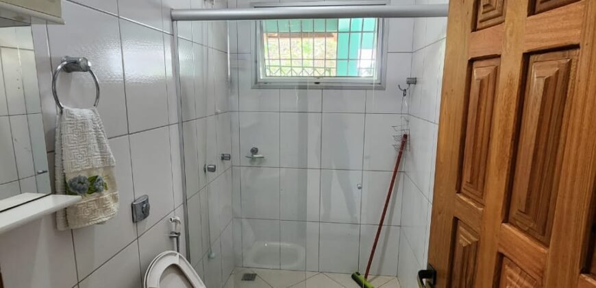Propriedade 42.000 m2 – Casa – Cachoeira – Vista –  1 km do centro – Alto Paraíso de Goiás