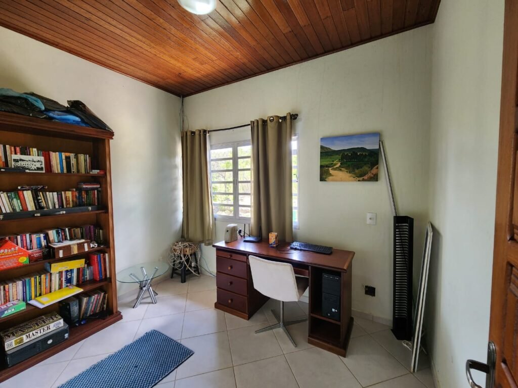 Propriedade 42.000 m2 – Casa – Cachoeira – Vista –  1 km do centro – Alto Paraíso de Goiás