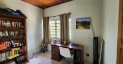 Propriedade 42.000 m2 – Casa – Cachoeira – Vista –  1 km do centro – Alto Paraíso de Goiás