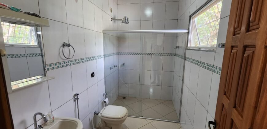 Propriedade 42.000 m2 – Casa – Cachoeira – Vista –  1 km do centro – Alto Paraíso de Goiás