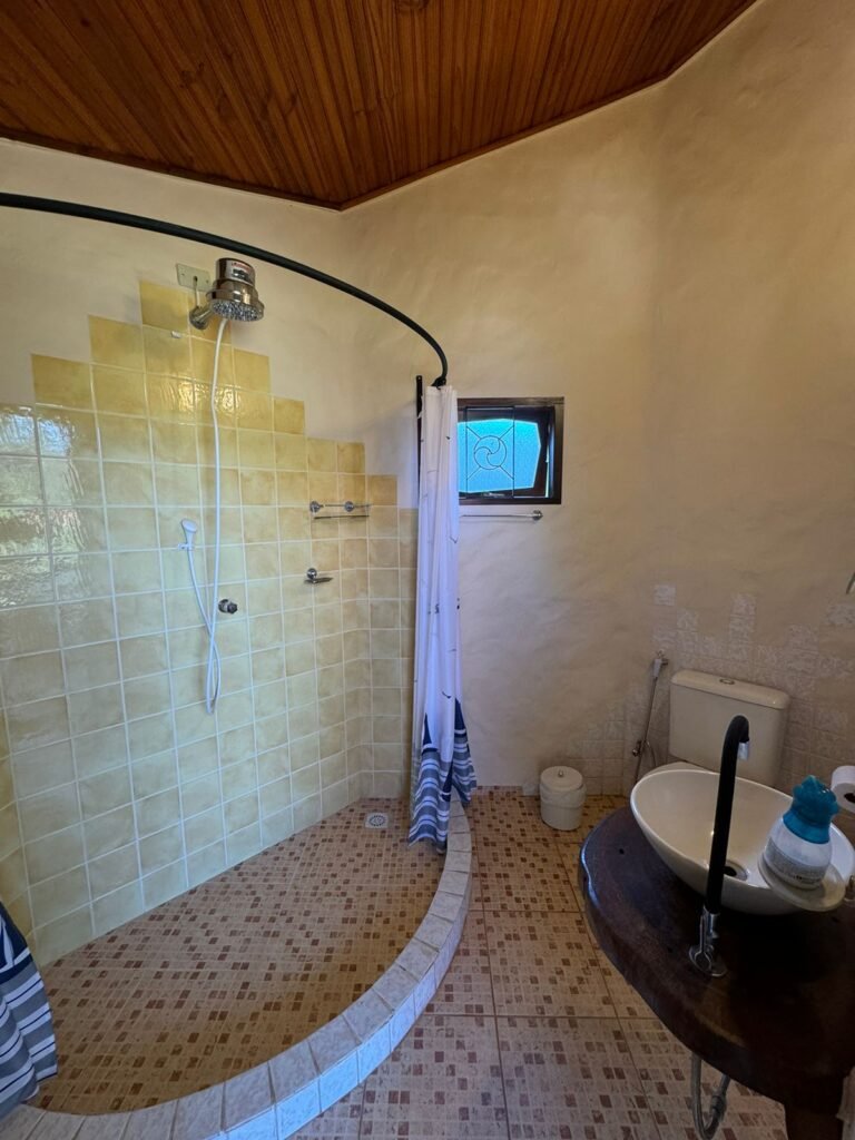 Casa + Chalé – 1.308m2 – Estância Paraíso – Alto Paraíso de Goiás