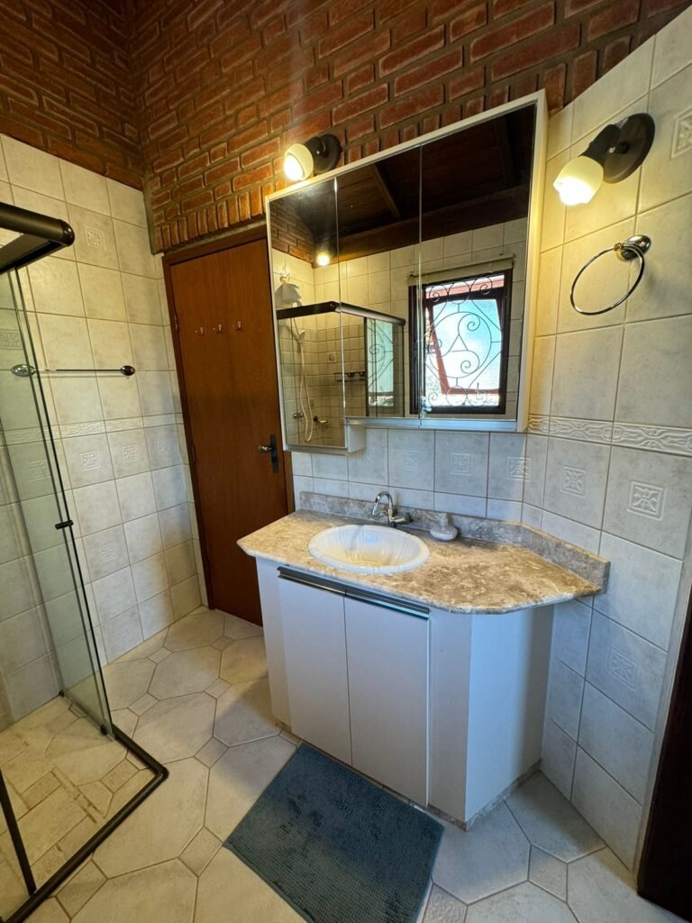 Casa + Chalé – 1.308m2 – Estância Paraíso – Alto Paraíso de Goiás